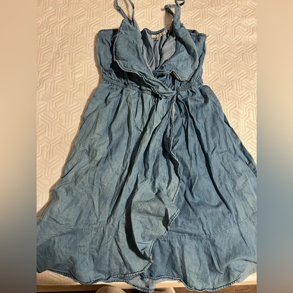 Blue dress